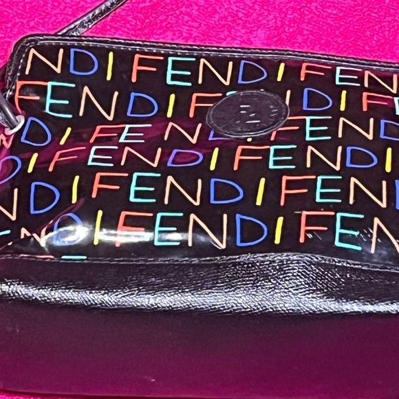 VINTAGE! Fendi multi color logo crossbody bag. Collectors item! - Picture 8 of 8